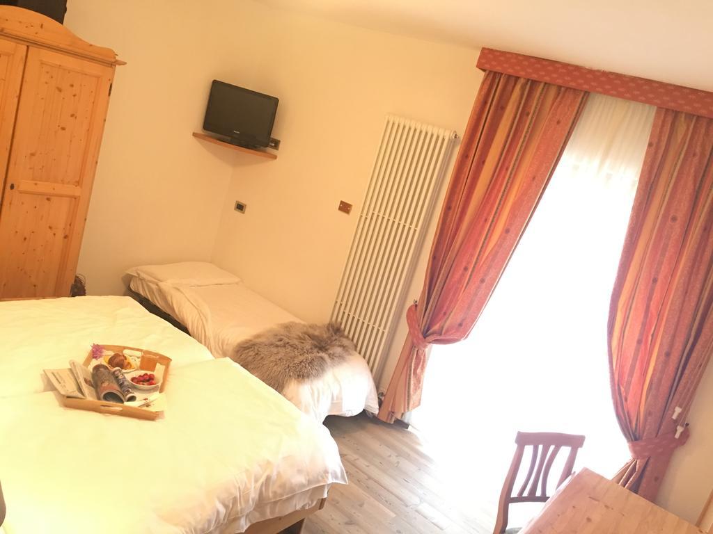 I Tre Magli Hotel Dimaro Exterior foto