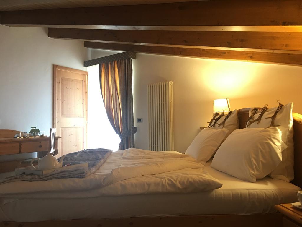 I Tre Magli Hotel Dimaro Exterior foto